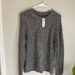 Abercrombie and Fitch Men's Gray soft a&f Sweater size small NWT